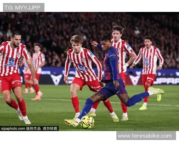 波兹南莱赫与卡潘宝山比赛前瞻分析及战术对比探讨